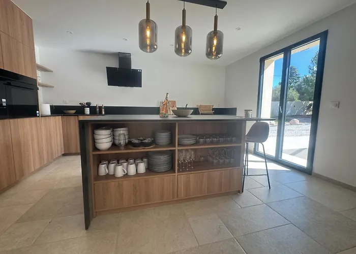 Superbe Aria Avec Piscine Chauffee Calenzana