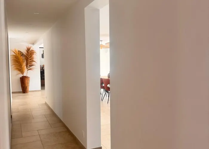 Prázdninový dům Superbe Aria Avec Piscine Chauffee