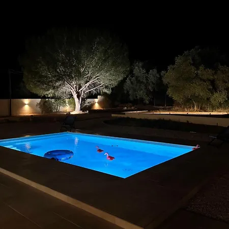 Superbe Aria Avec Piscine Chauffee *