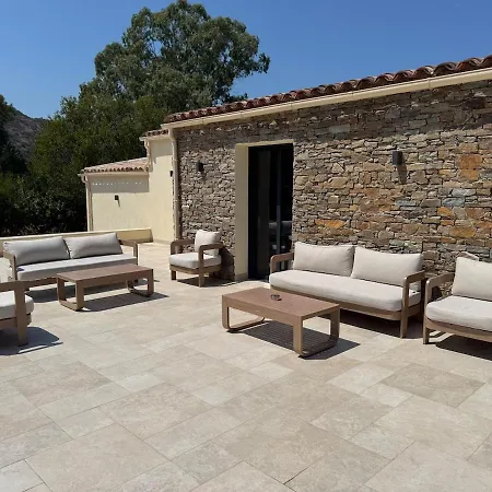 Superbe Aria Avec Piscine Chauffee