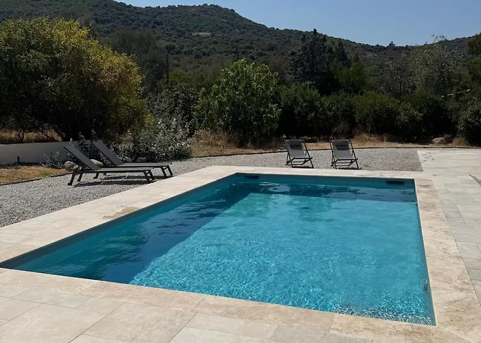 Superbe Aria Avec Piscine Chauffee * 卡伦扎纳